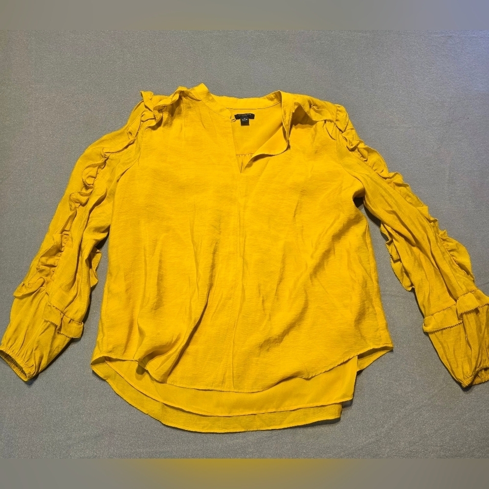 Ann Taylor Mustard Ruffle Sleeve Blouse EUC SP PTP 20 - EUC - Picture 2 of 5